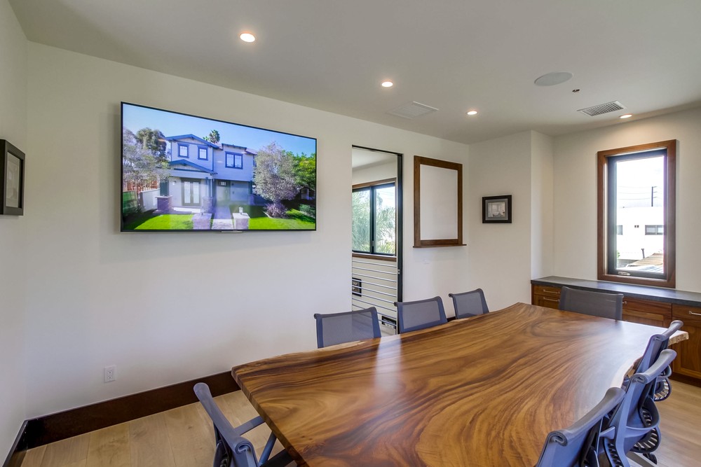 Virtual tour photo 35 of 38 for 2079 Garnet Ave