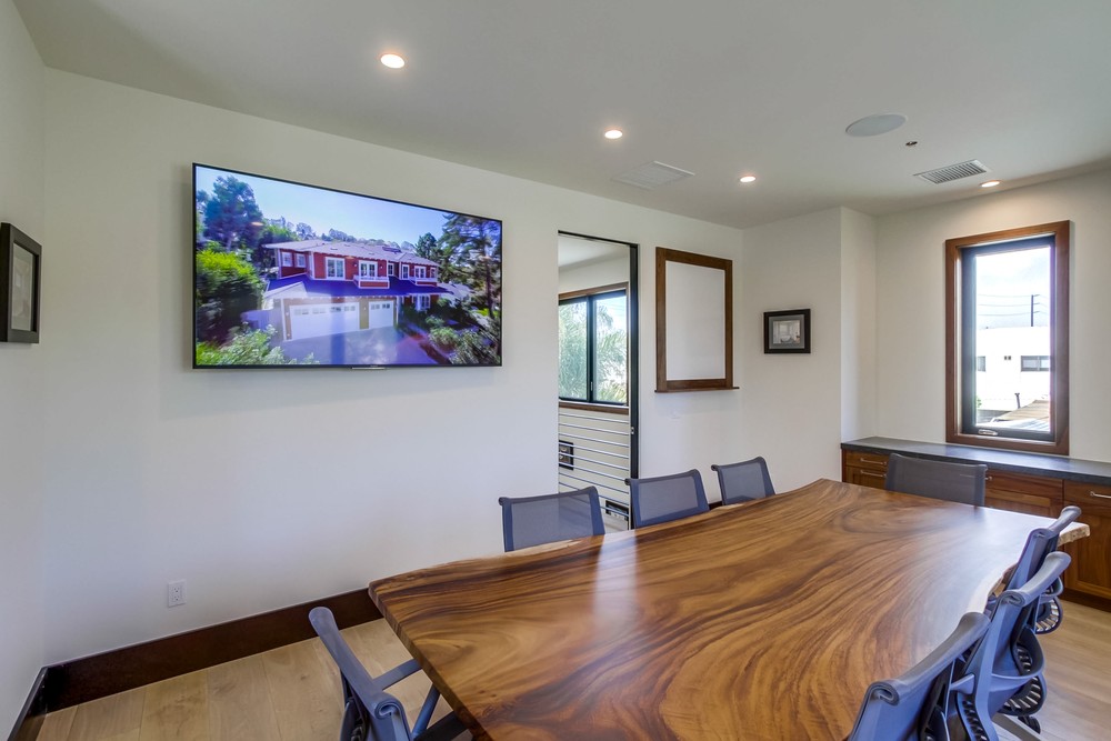 Virtual tour photo 37 of 38 for 2079 Garnet Ave