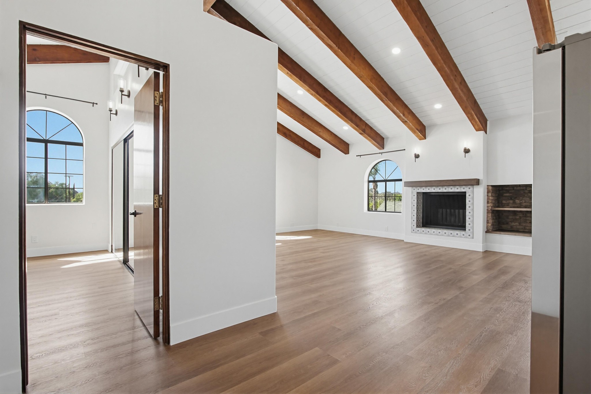 Virtual tour photo 20 of 47 for 208 W 9th Ave