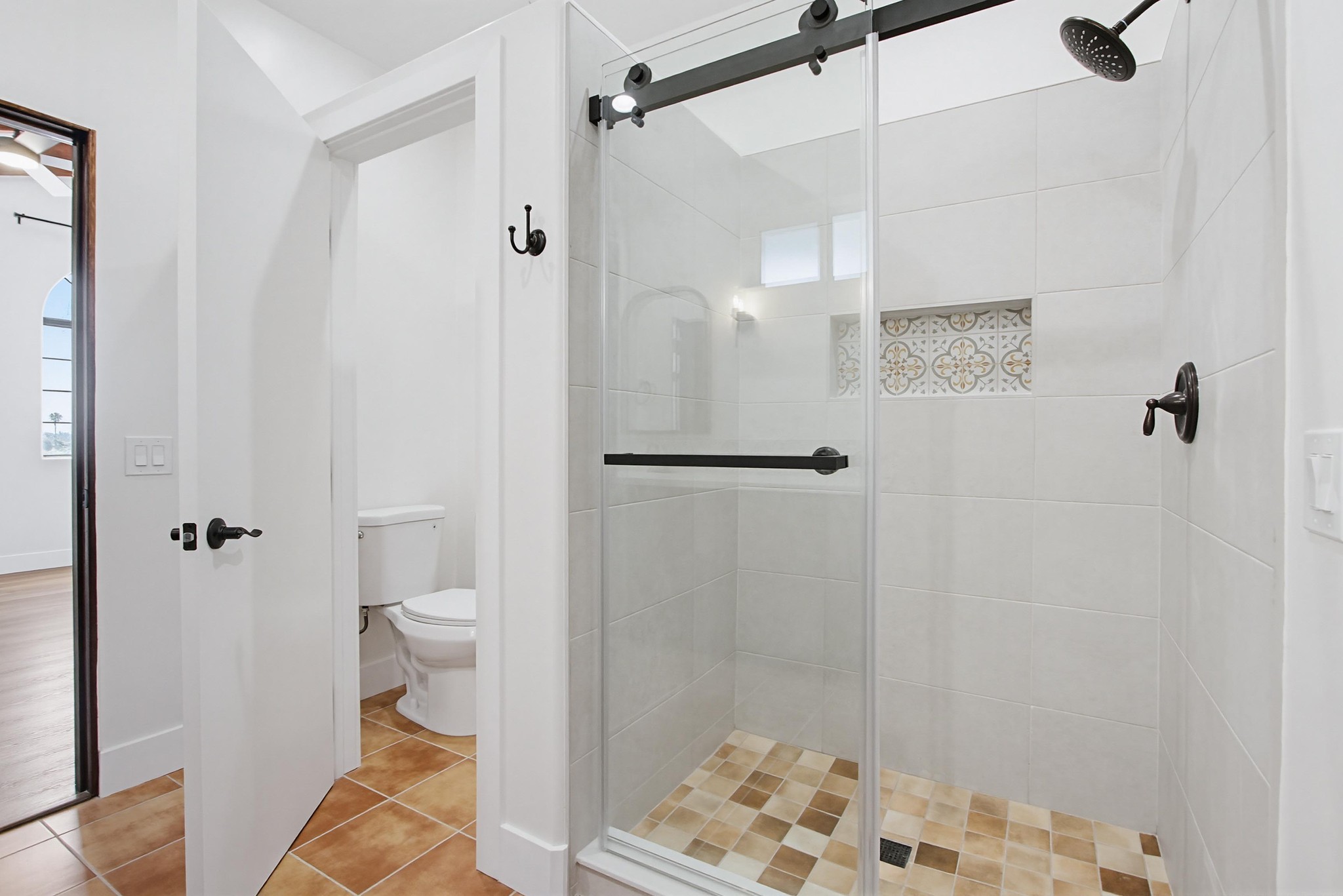 Virtual tour photo 27 of 47 for 208 W 9th Ave