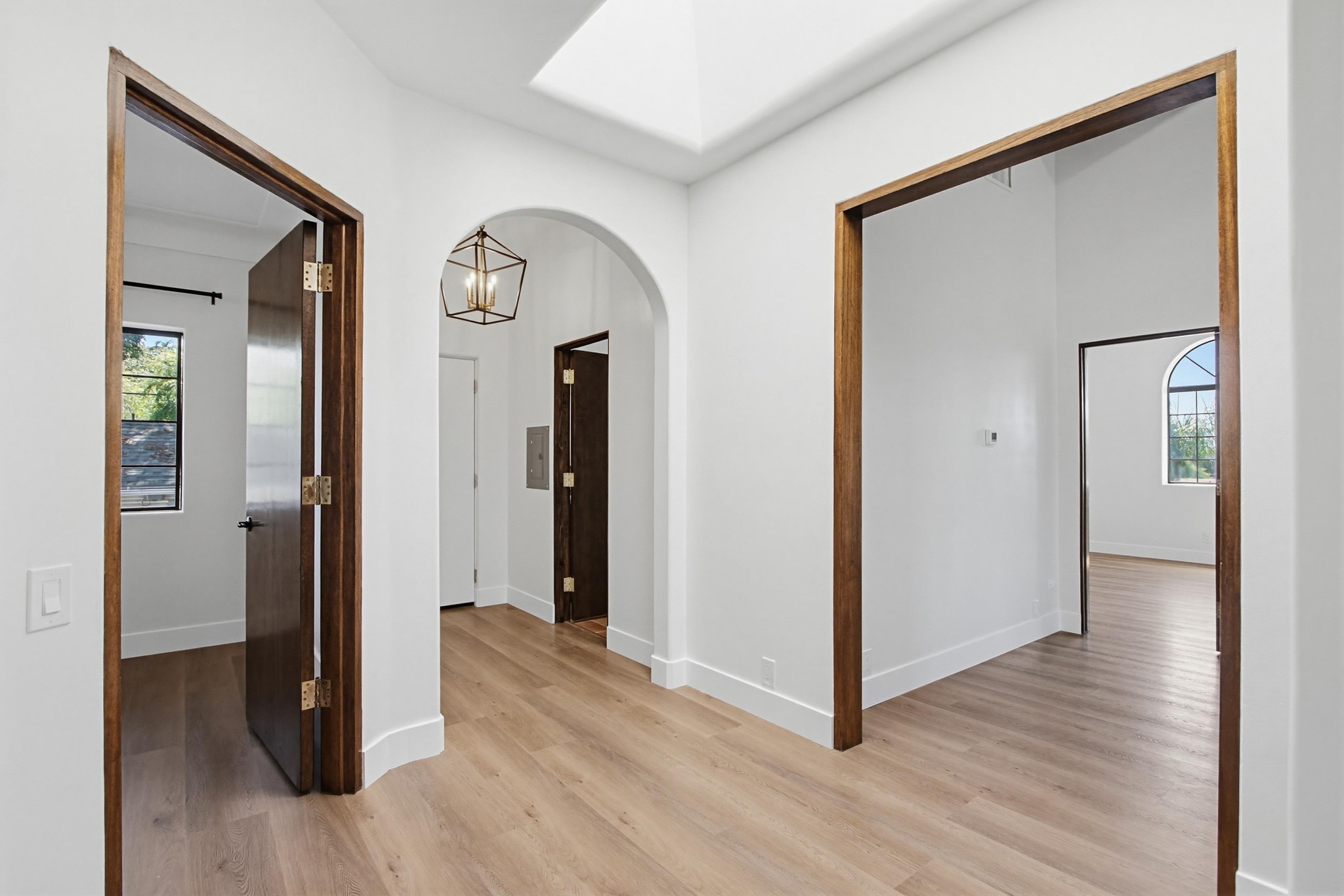 Virtual tour photo 30 of 47 for 208 W 9th Ave