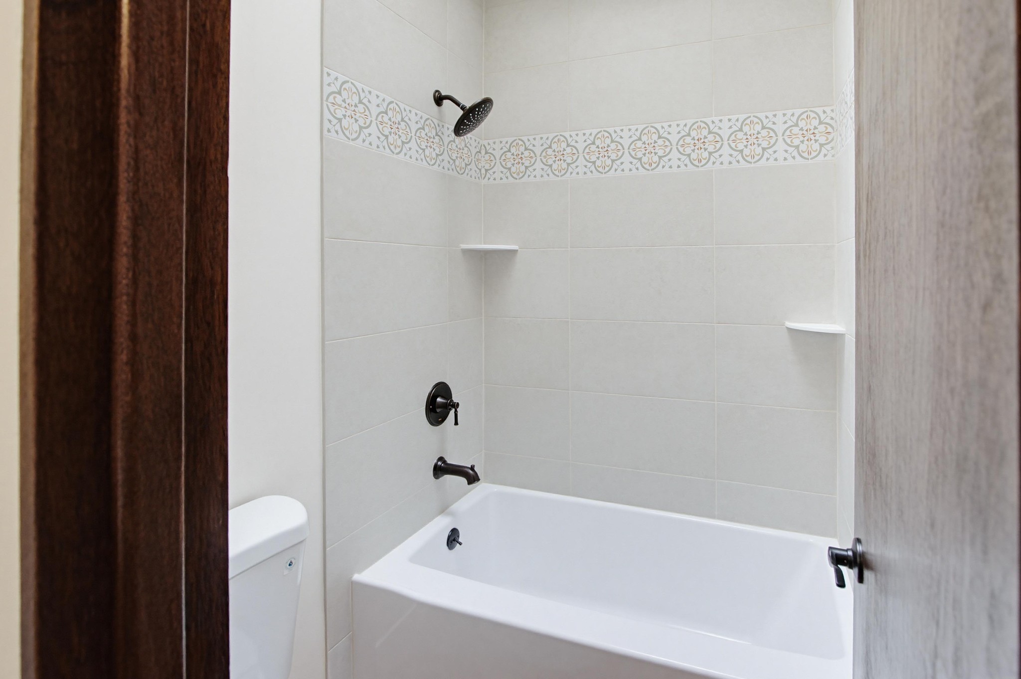 Virtual tour photo 41 of 47 for 208 W 9th Ave