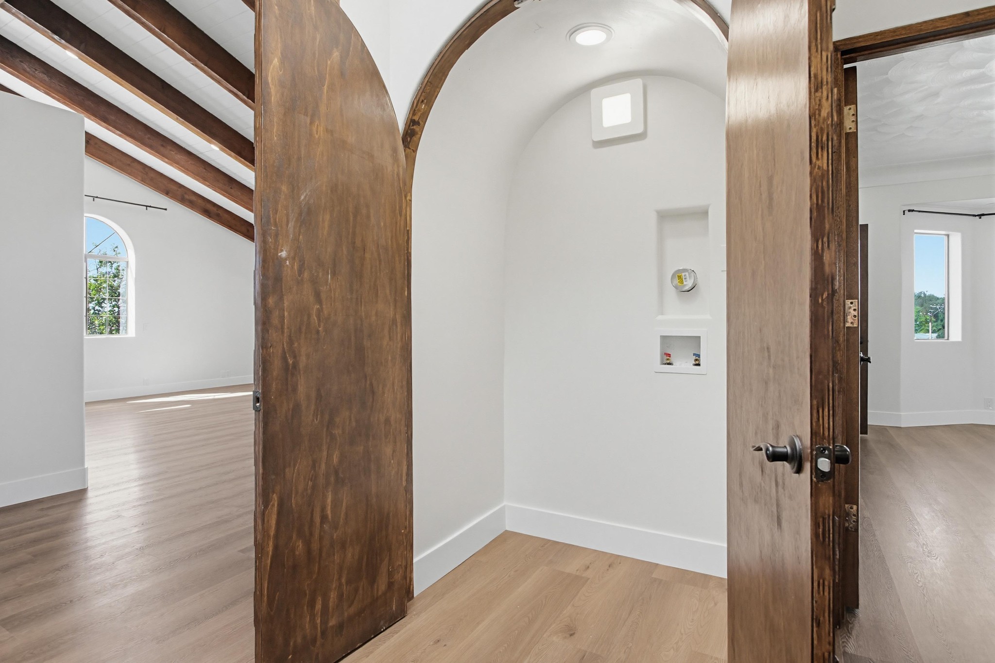 Virtual tour photo 47 of 47 for 208 W 9th Ave