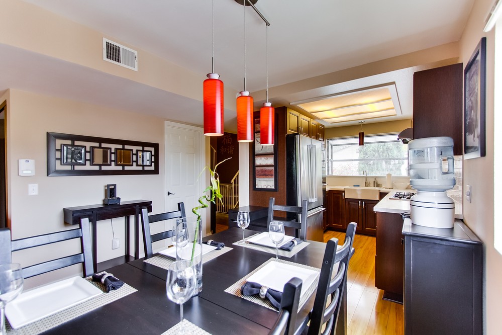 Virtual tour photo 7 of 42 for 2080 Hornblend Street #1