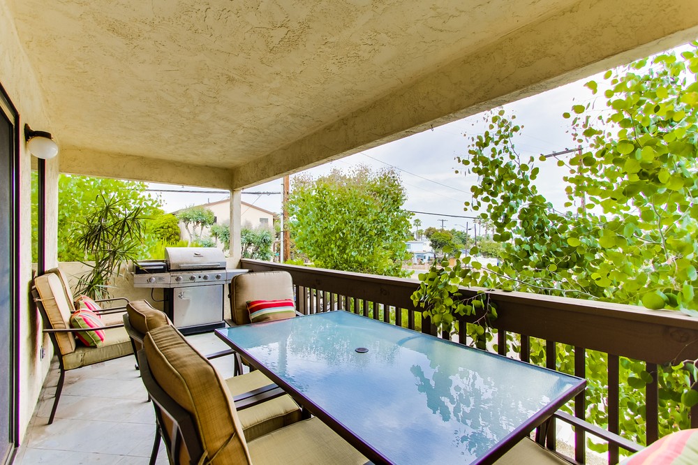 Virtual tour photo 12 of 42 for 2080 Hornblend Street #1