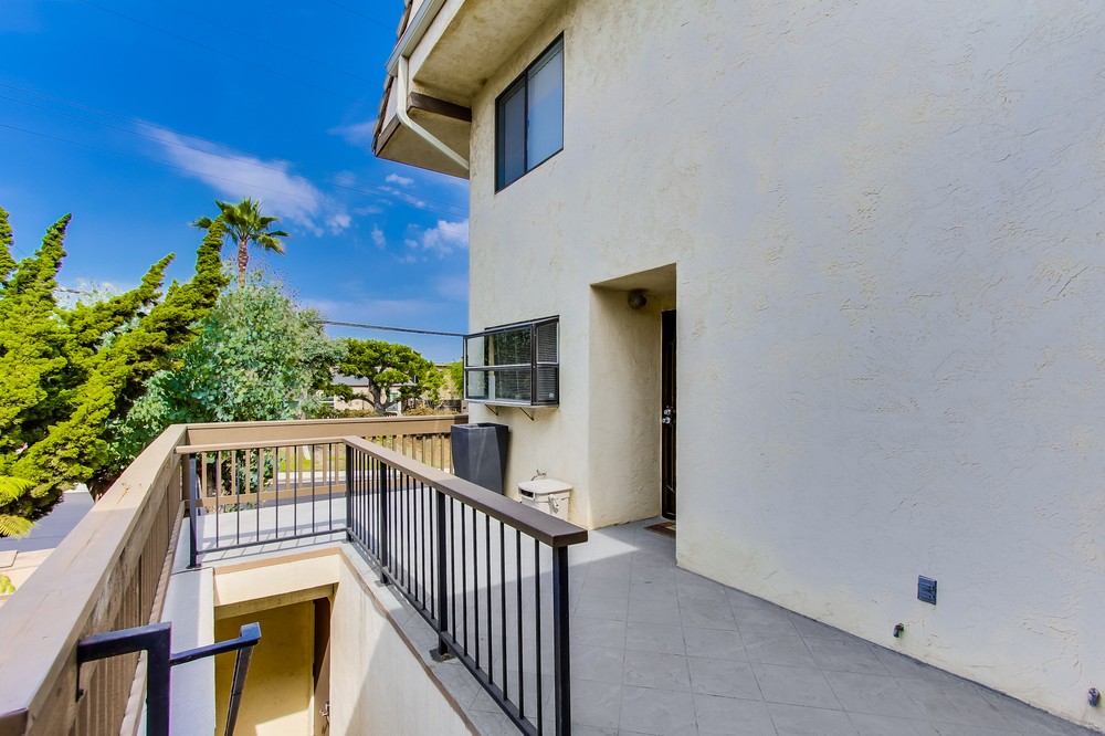 Virtual tour photo 37 of 42 for 2080 Hornblend Street #1