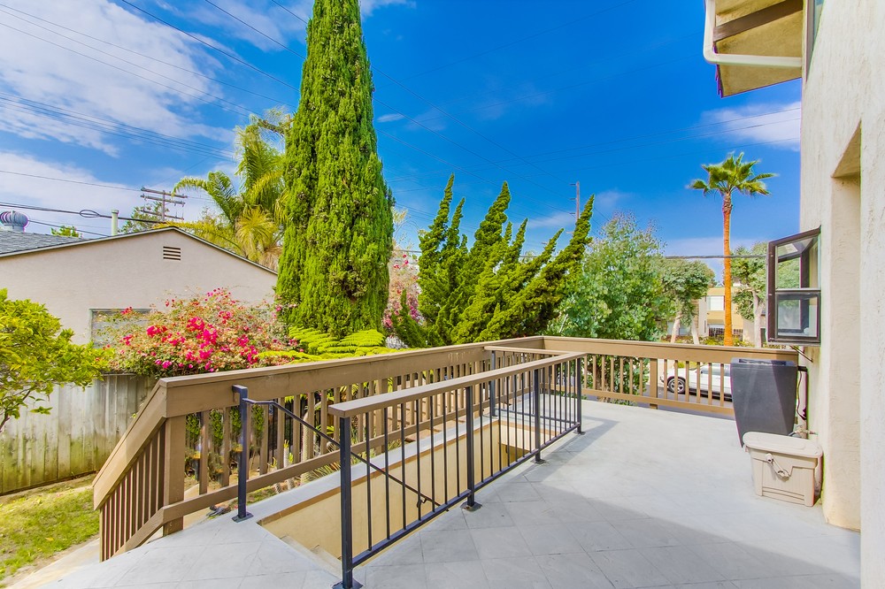 Virtual tour photo 38 of 42 for 2080 Hornblend Street #1