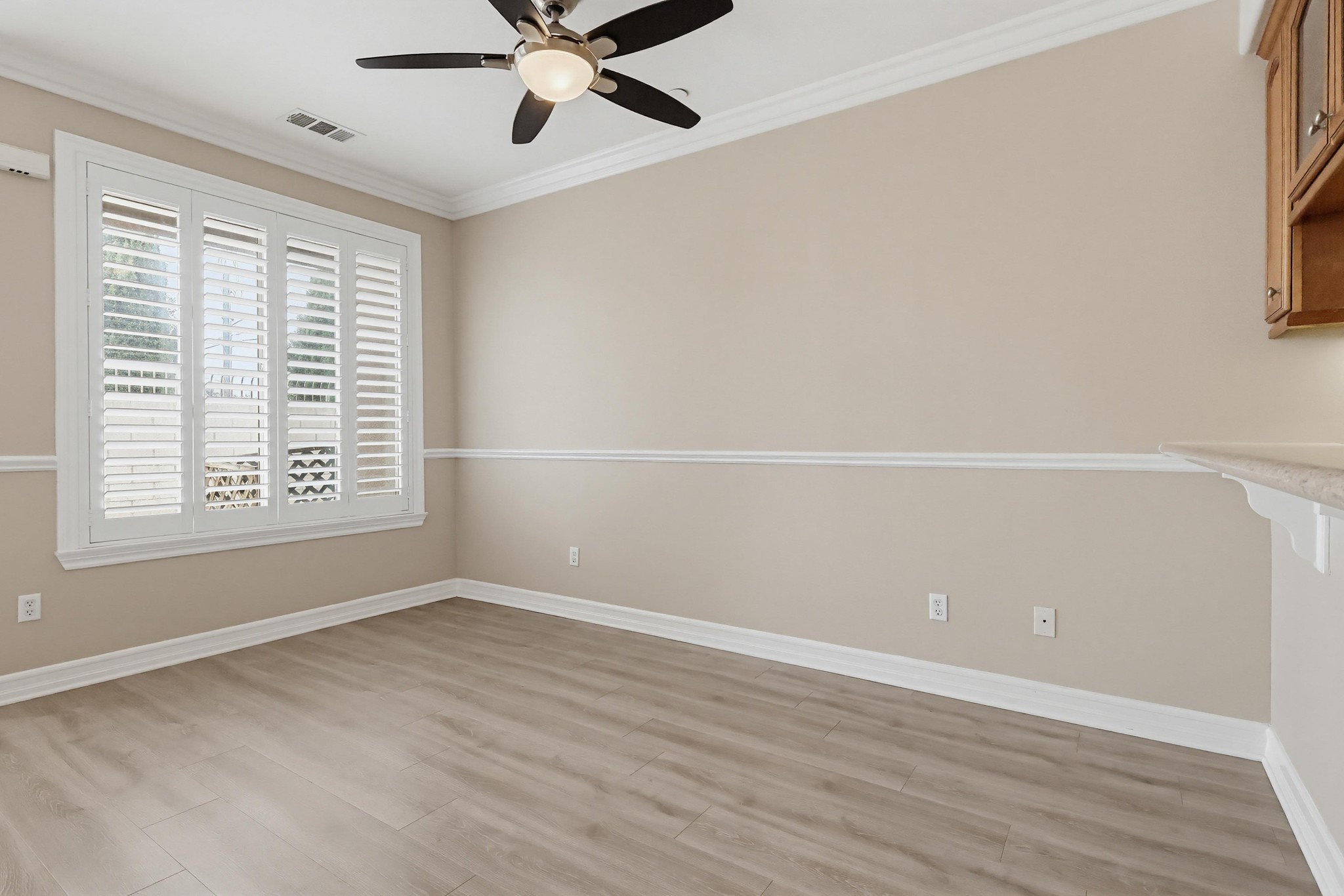 Virtual tour photo 20 of 73 for 20809 Seine Ave UNIT 4