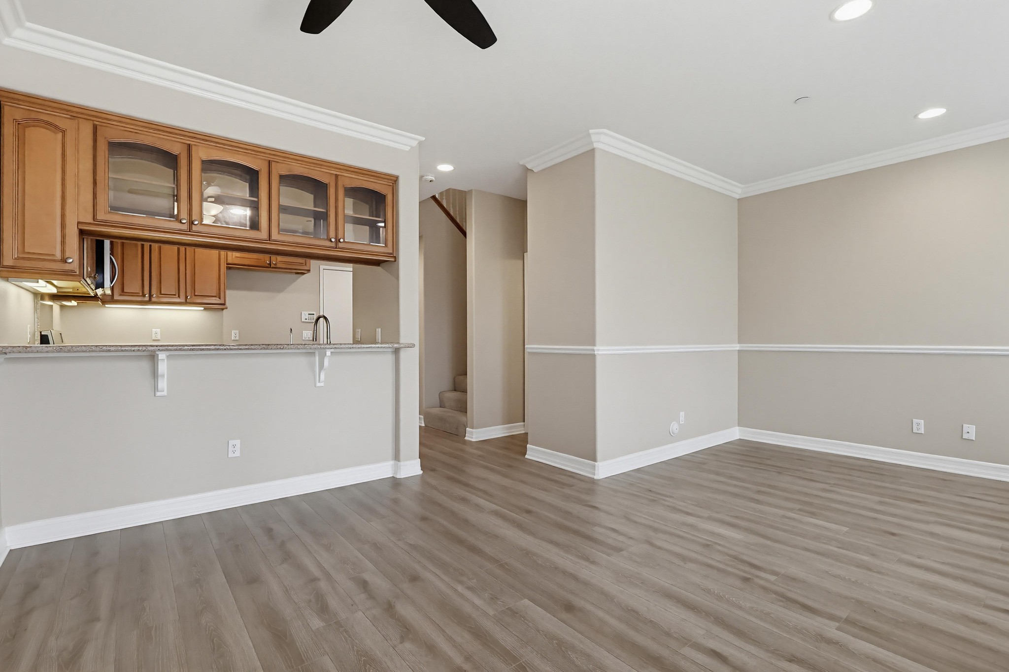 Virtual tour photo 23 of 73 for 20809 Seine Ave UNIT 4
