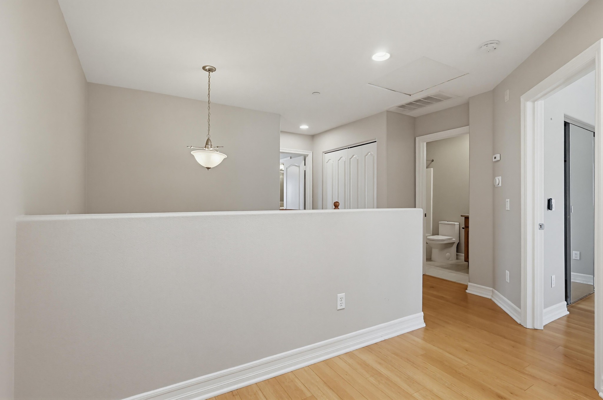 Virtual tour photo 39 of 73 for 20809 Seine Ave UNIT 4