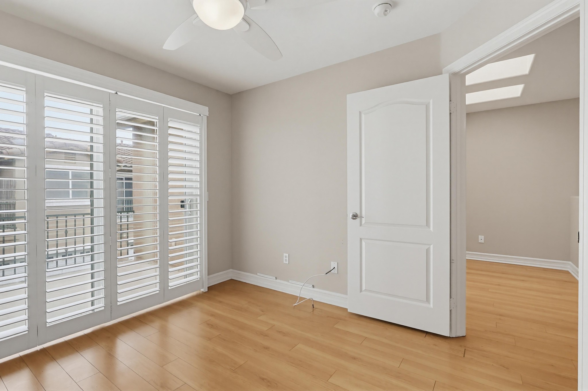 Virtual tour photo 42 of 73 for 20809 Seine Ave UNIT 4