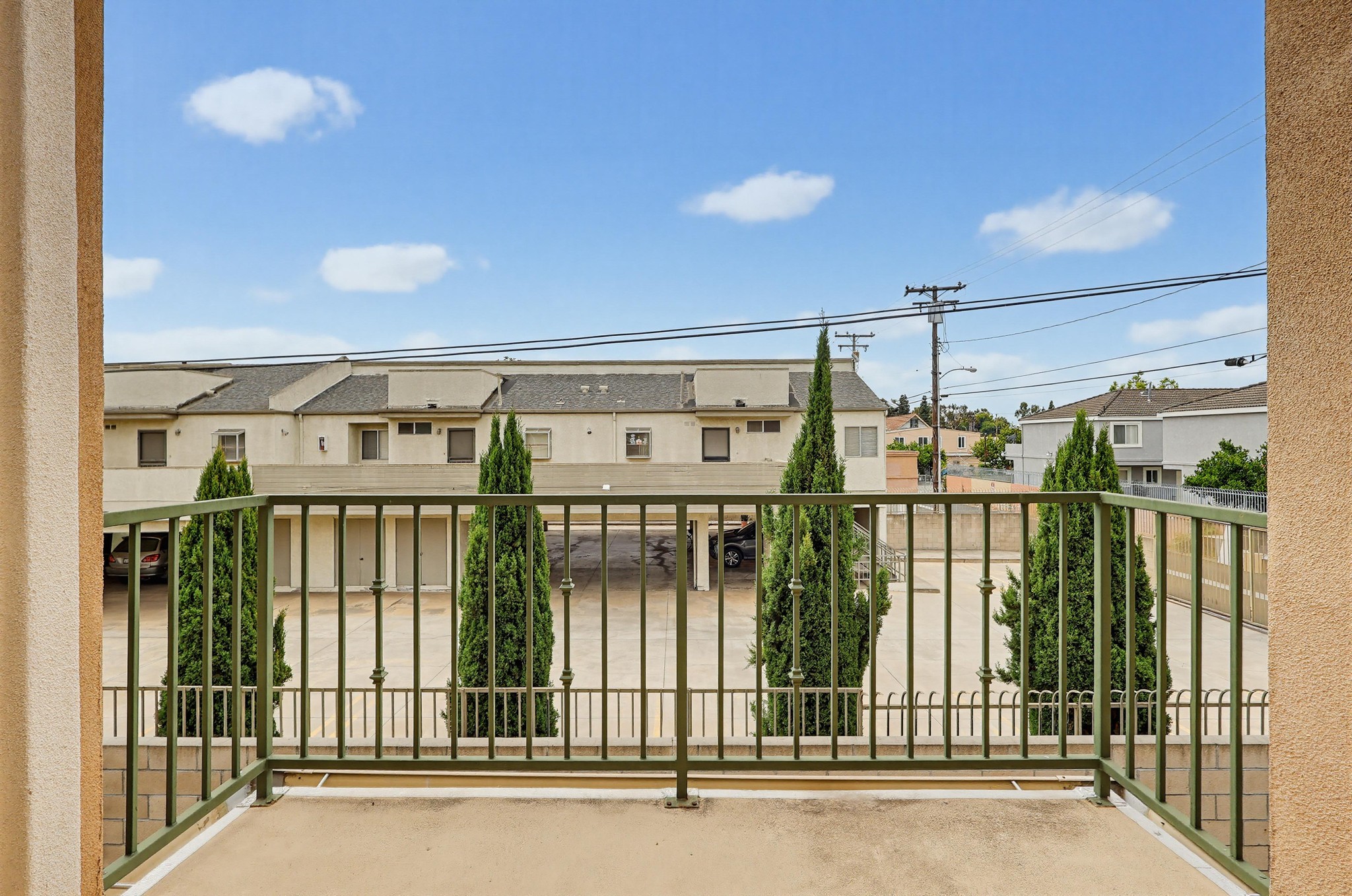 Virtual tour photo 54 of 73 for 20809 Seine Ave UNIT 4