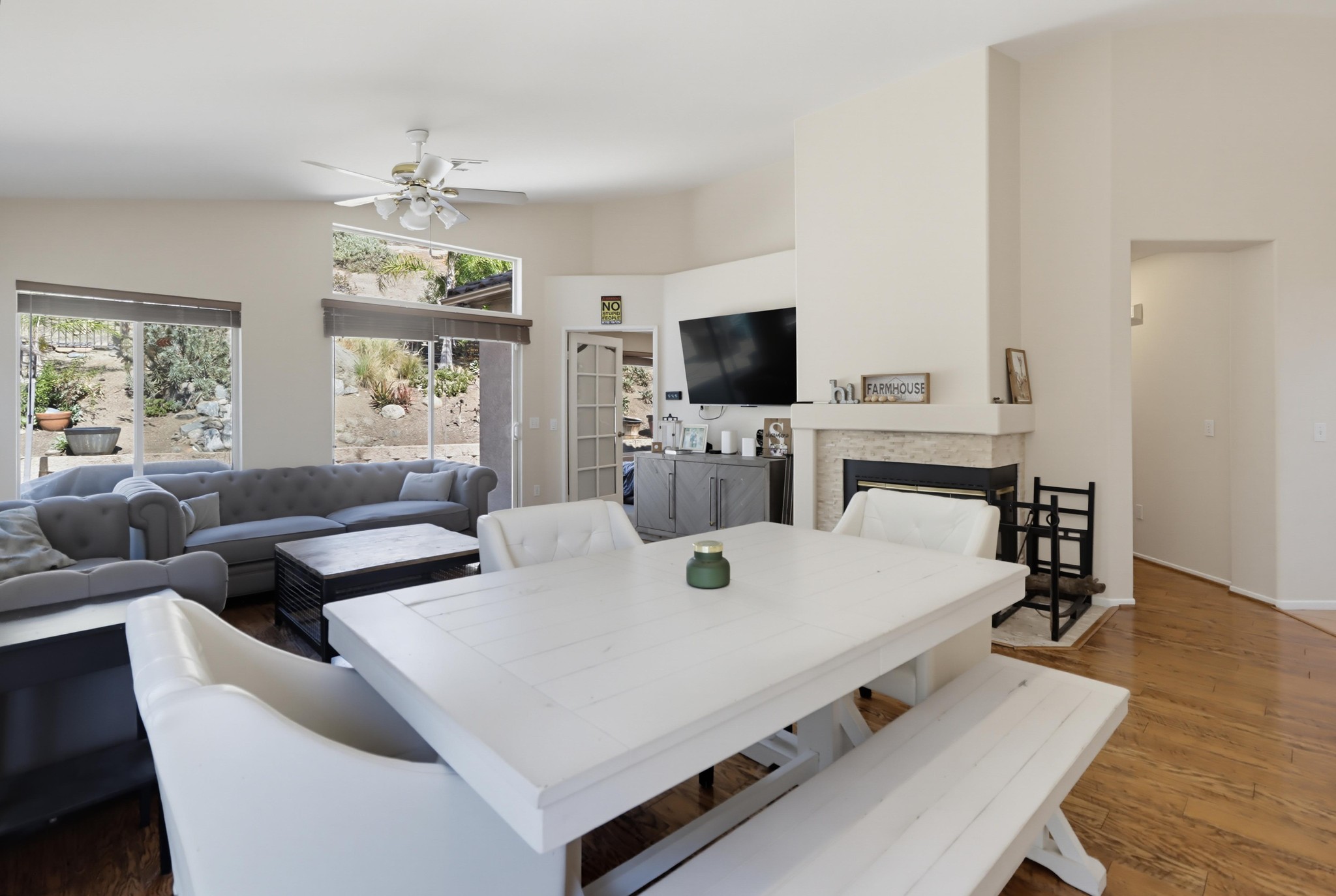 Virtual tour photo 9 of 39 for 2081 Larkspur Dr