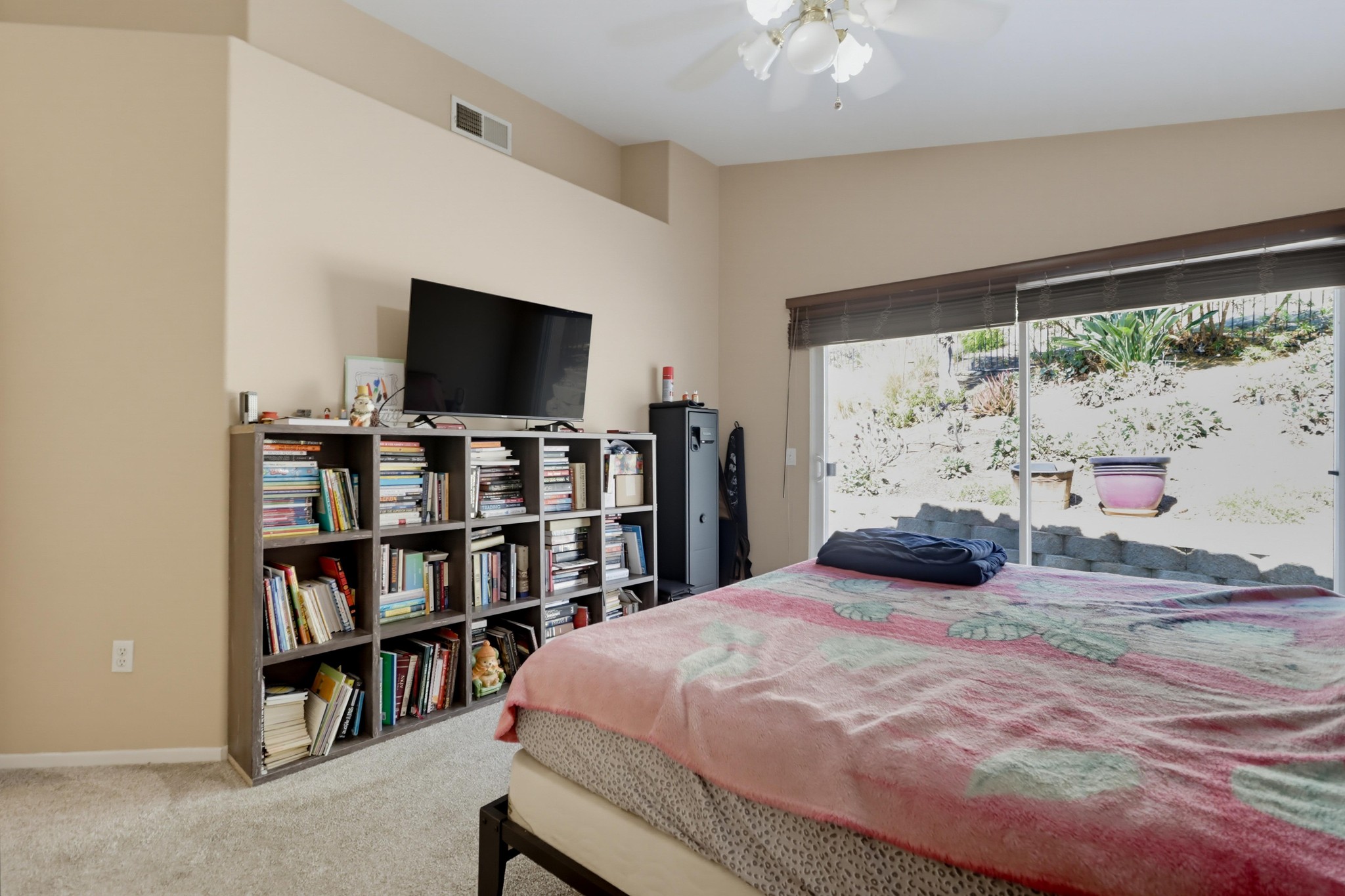 Virtual tour photo 24 of 39 for 2081 Larkspur Dr