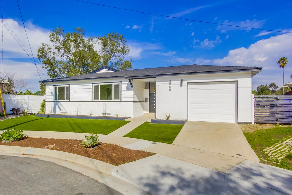 Virtual tour photo 4 of 47 for 2085 Laurinda Pl