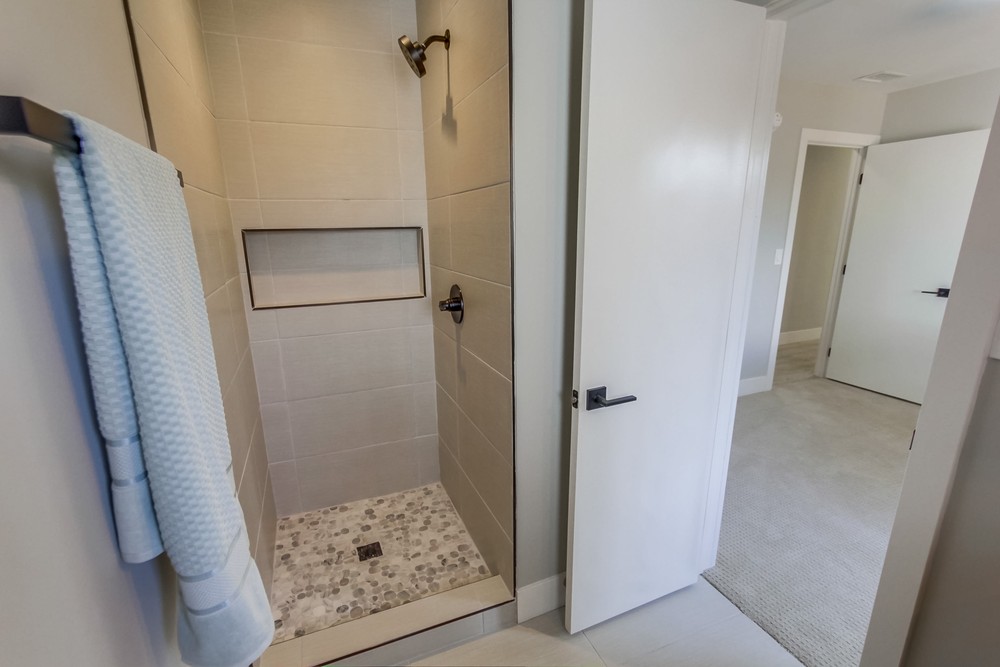 Virtual tour photo 29 of 47 for 2085 Laurinda Pl