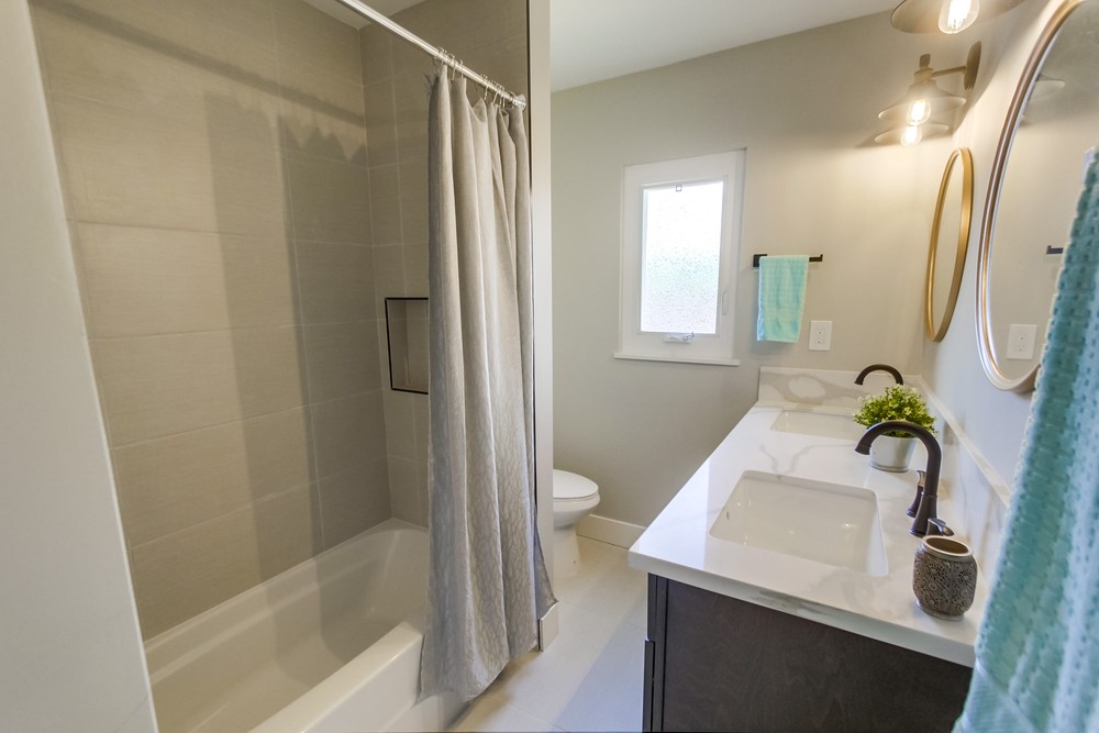 Virtual tour photo 34 of 47 for 2085 Laurinda Pl