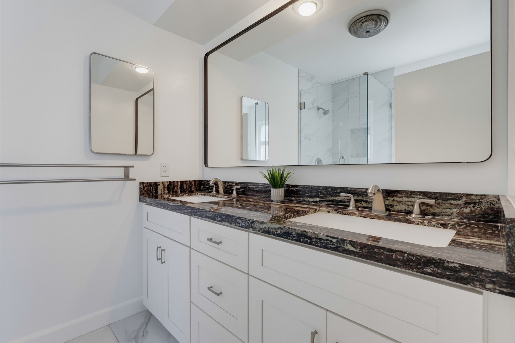 Virtual tour photo 37 of 88 for 2086 Arriba Dr
