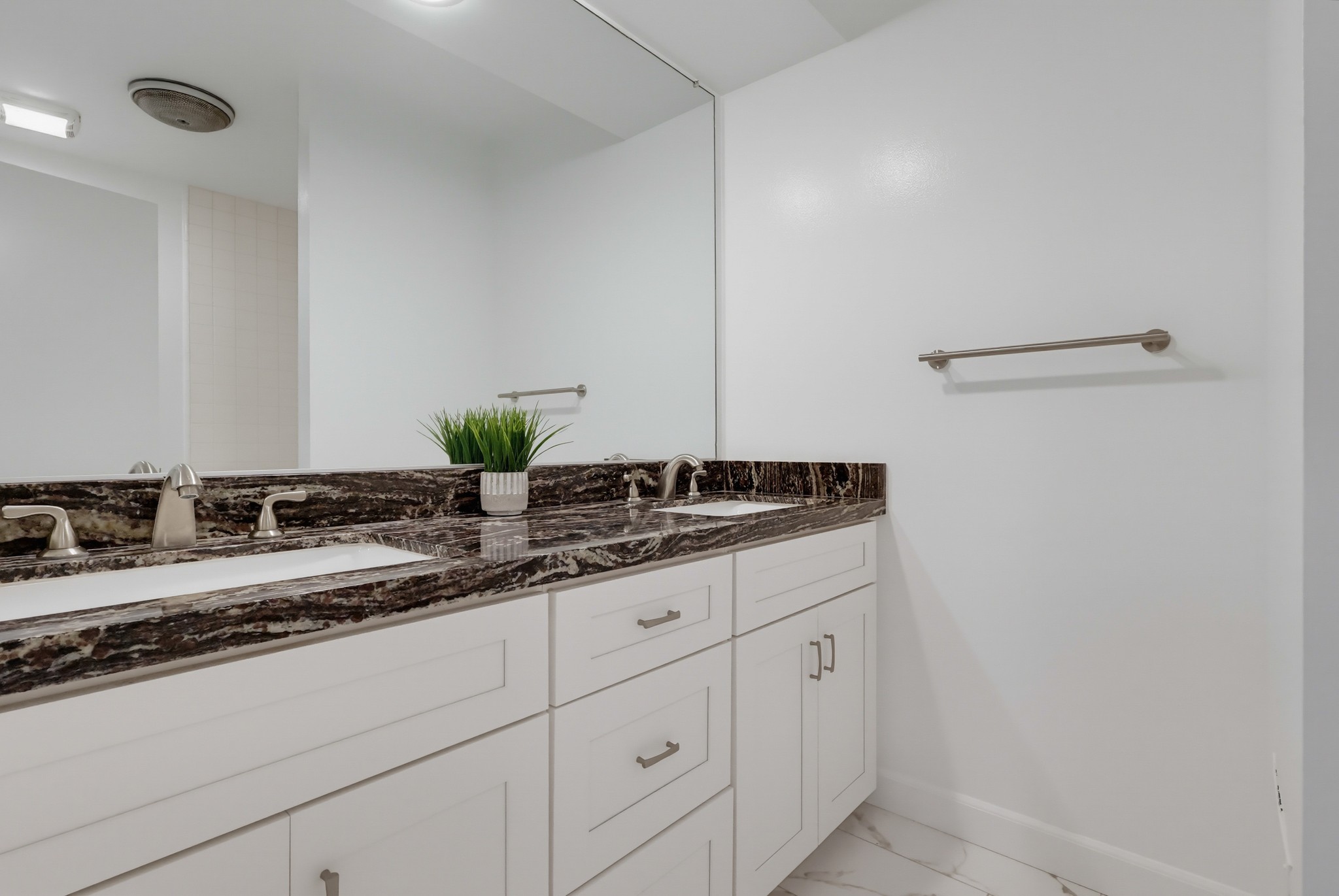 Virtual tour photo 54 of 88 for 2086 Arriba Dr