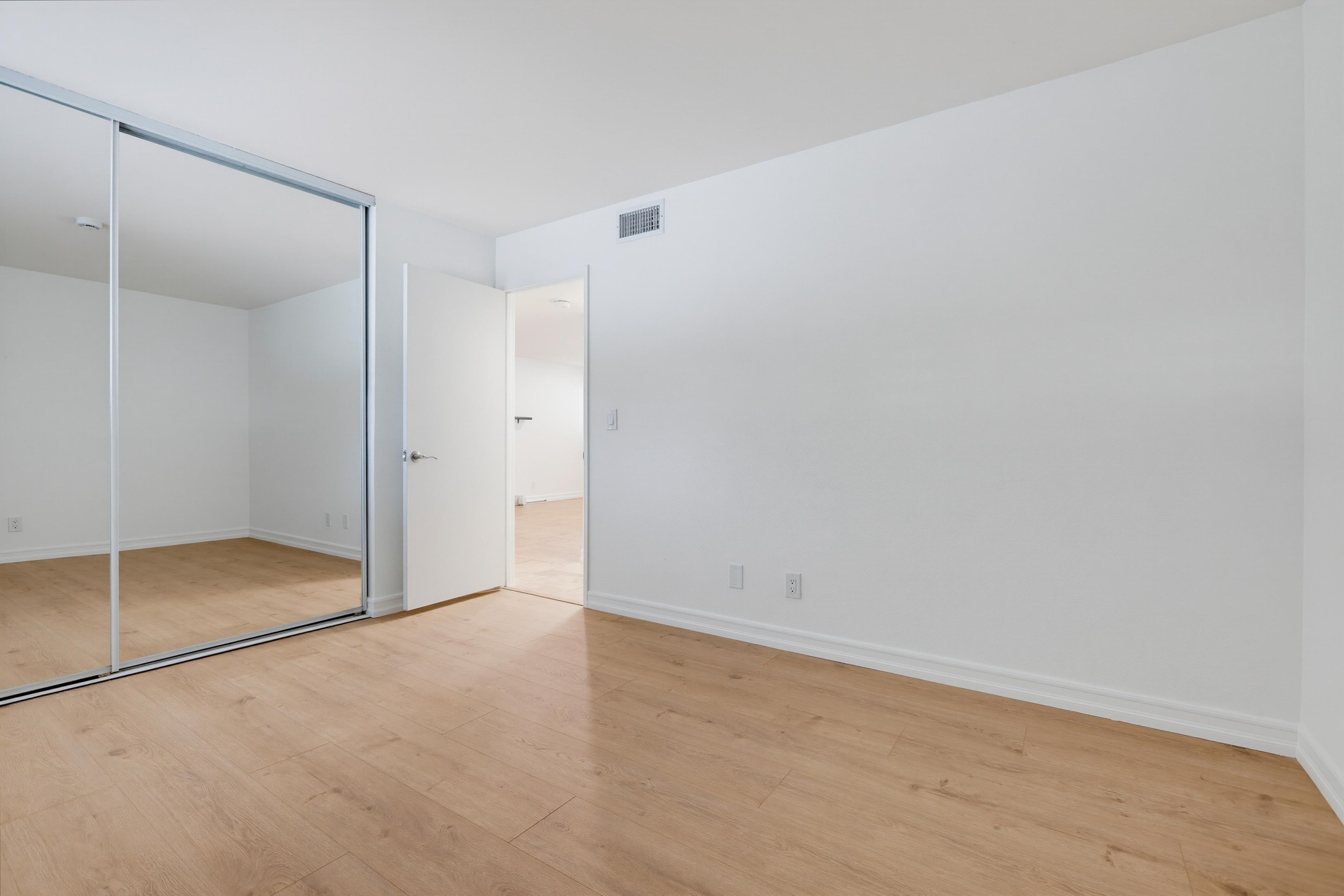 Virtual tour photo 34 of 49 for 20874 Serrano Creek Rd #64