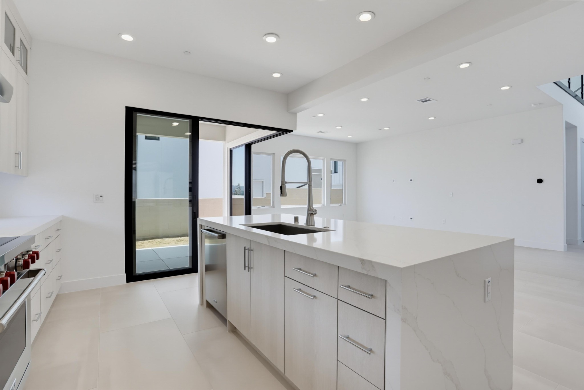 Virtual tour photo 14 of 66 for 2091 E Pearl St