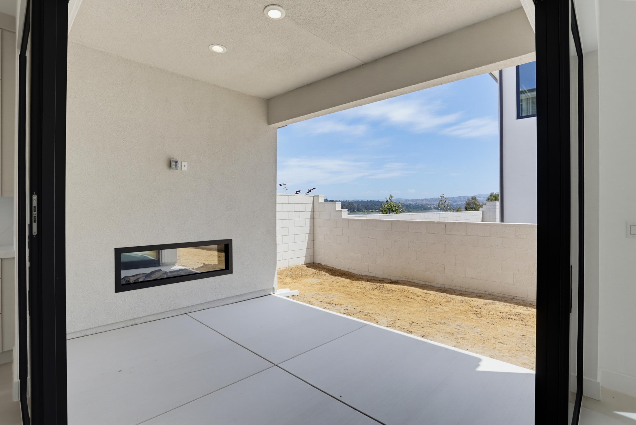 Virtual tour photo 21 of 66 for 2091 E Pearl St