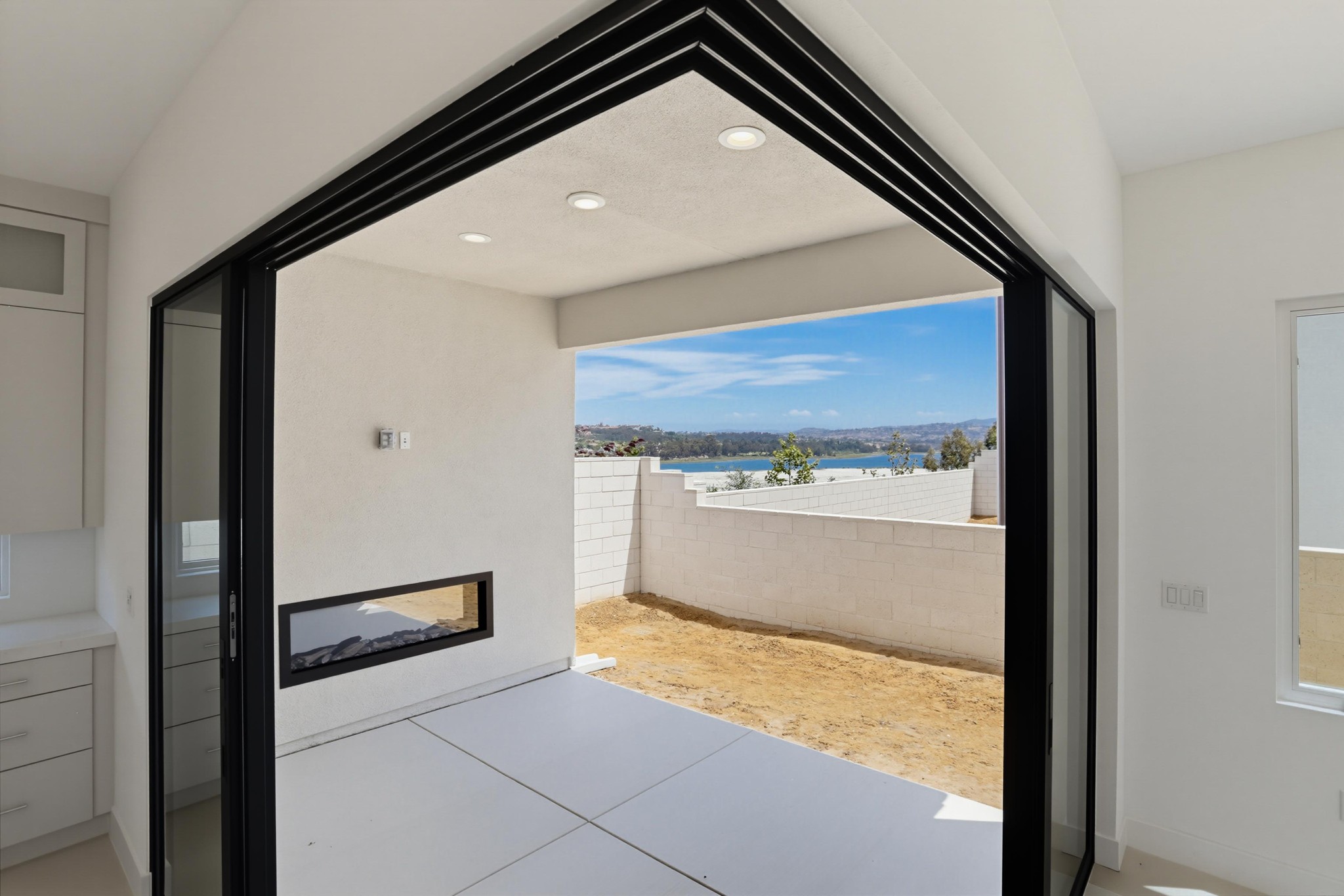 Virtual tour photo 22 of 66 for 2091 E Pearl St
