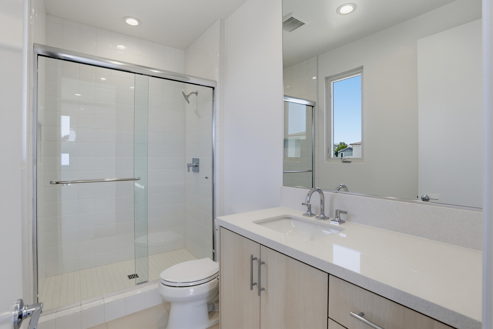 Virtual tour photo 40 of 66 for 2091 E Pearl St