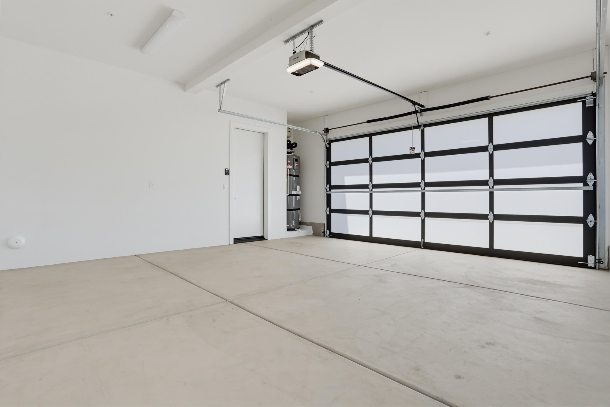 Virtual tour photo 46 of 66 for 2091 E Pearl St