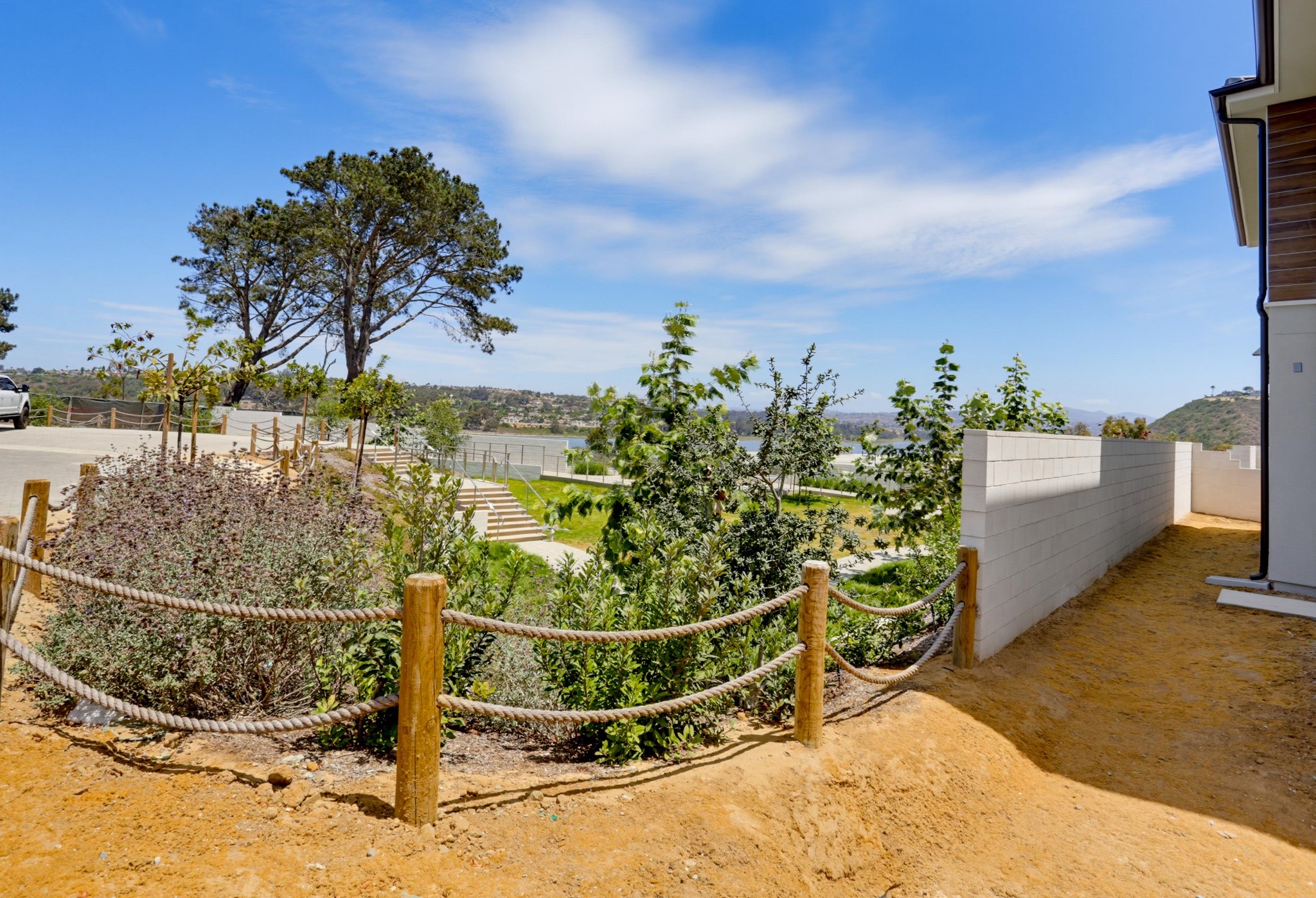 Virtual tour photo 47 of 66 for 2091 E Pearl St