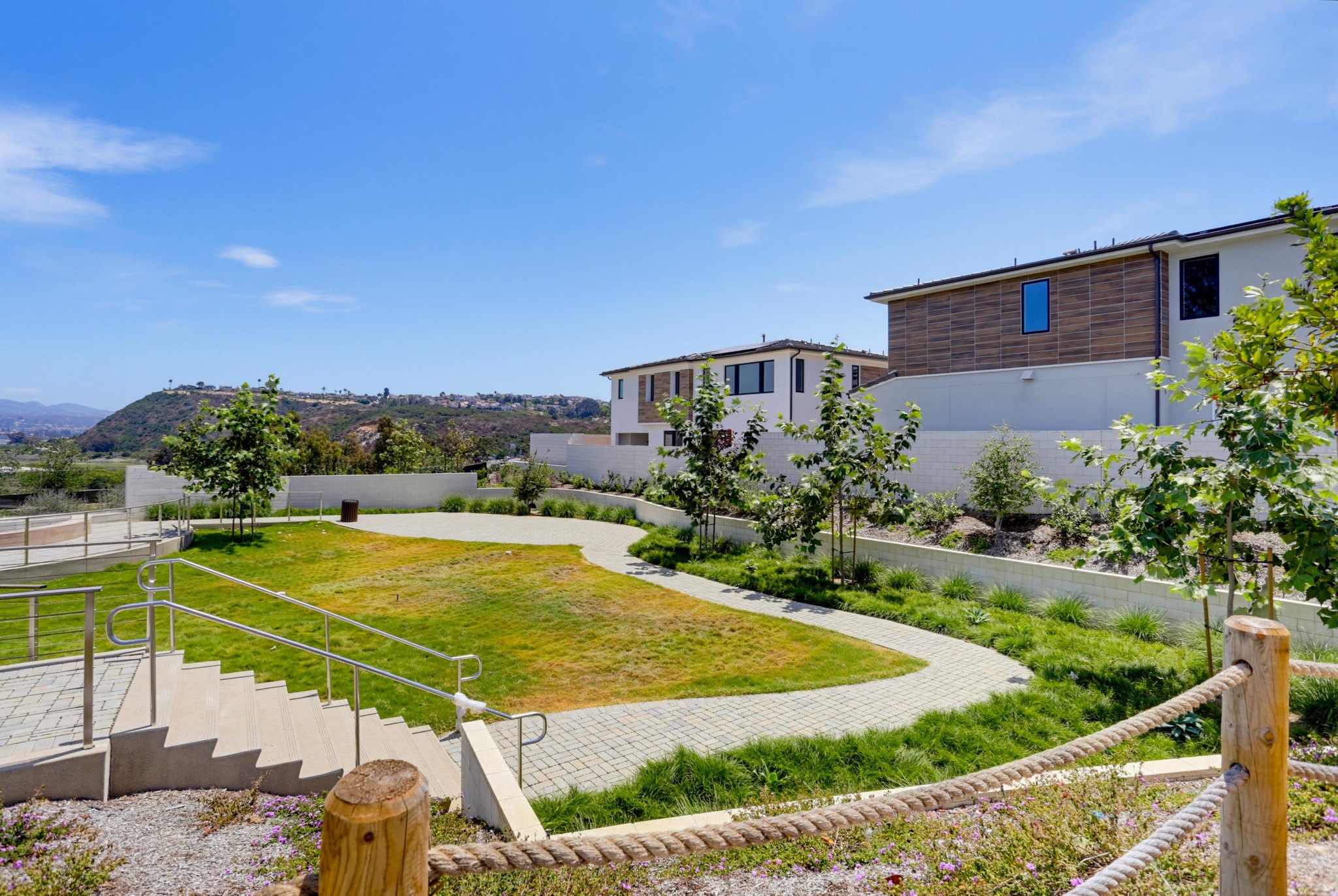 Virtual tour photo 48 of 66 for 2091 E Pearl St