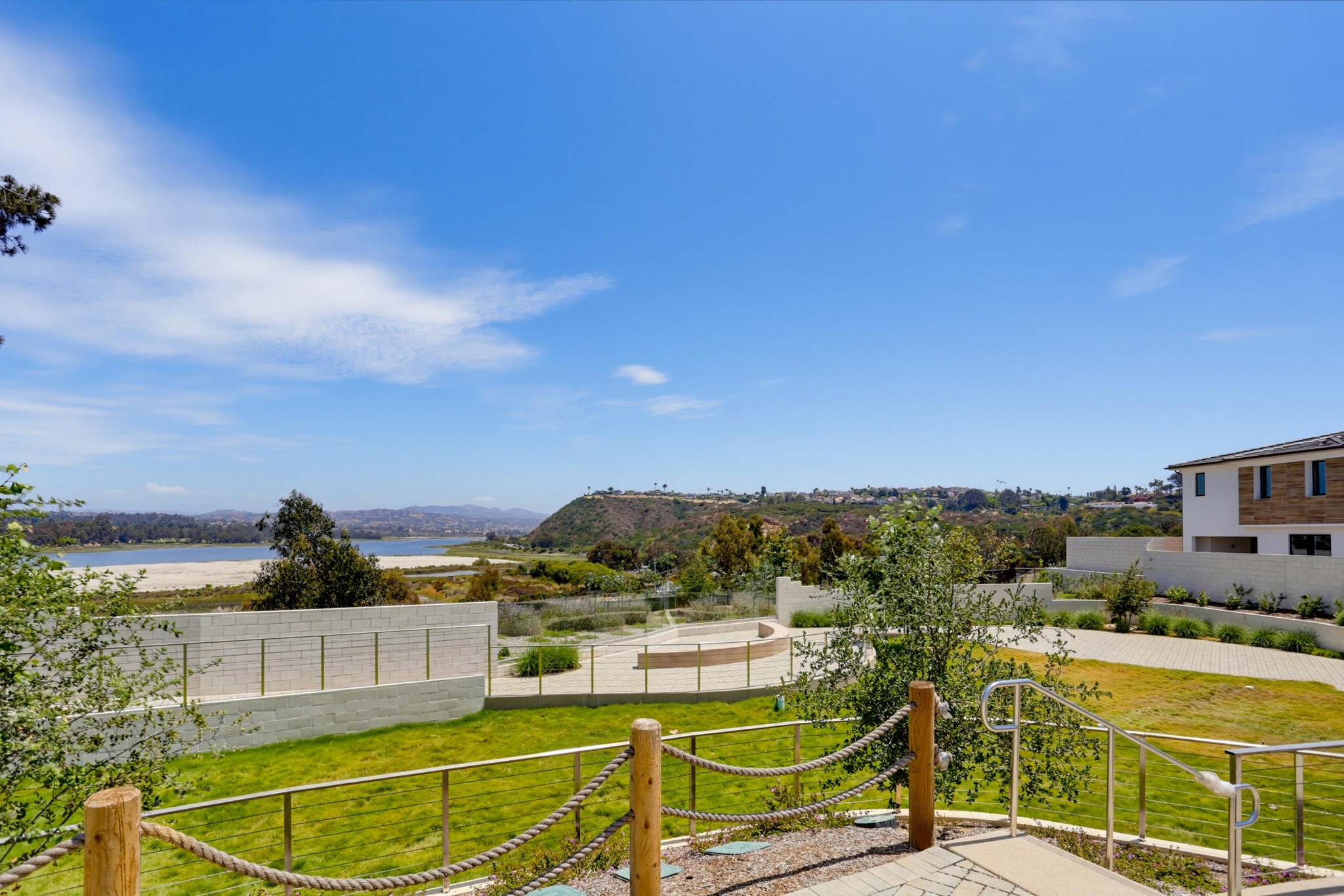 Virtual tour photo 49 of 66 for 2091 E Pearl St