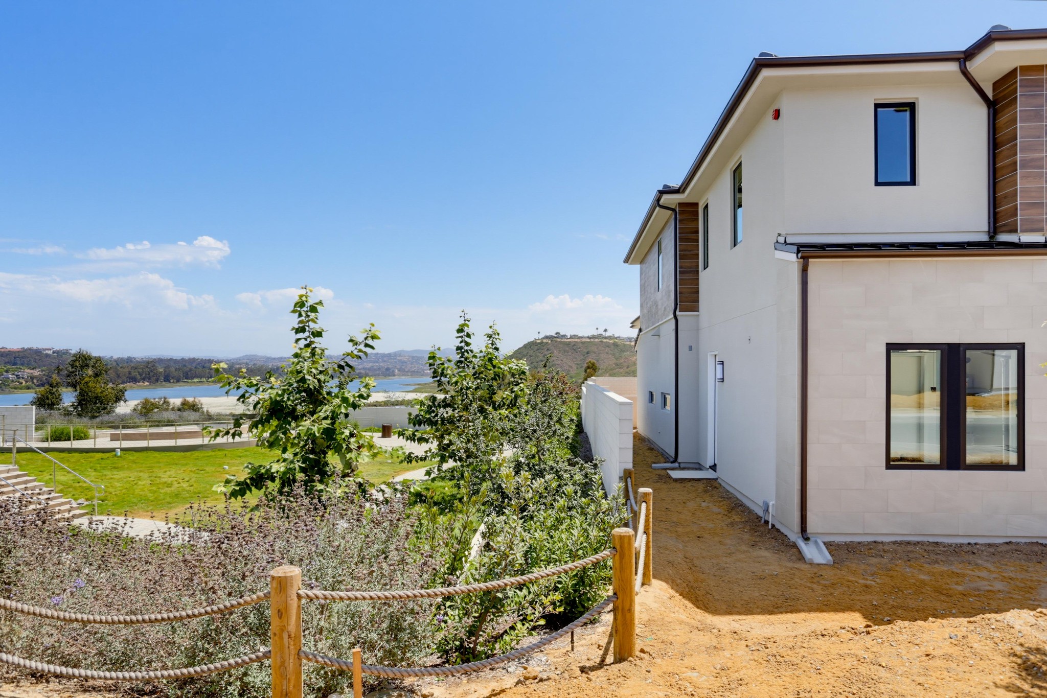 Virtual tour photo 57 of 66 for 2091 E Pearl St