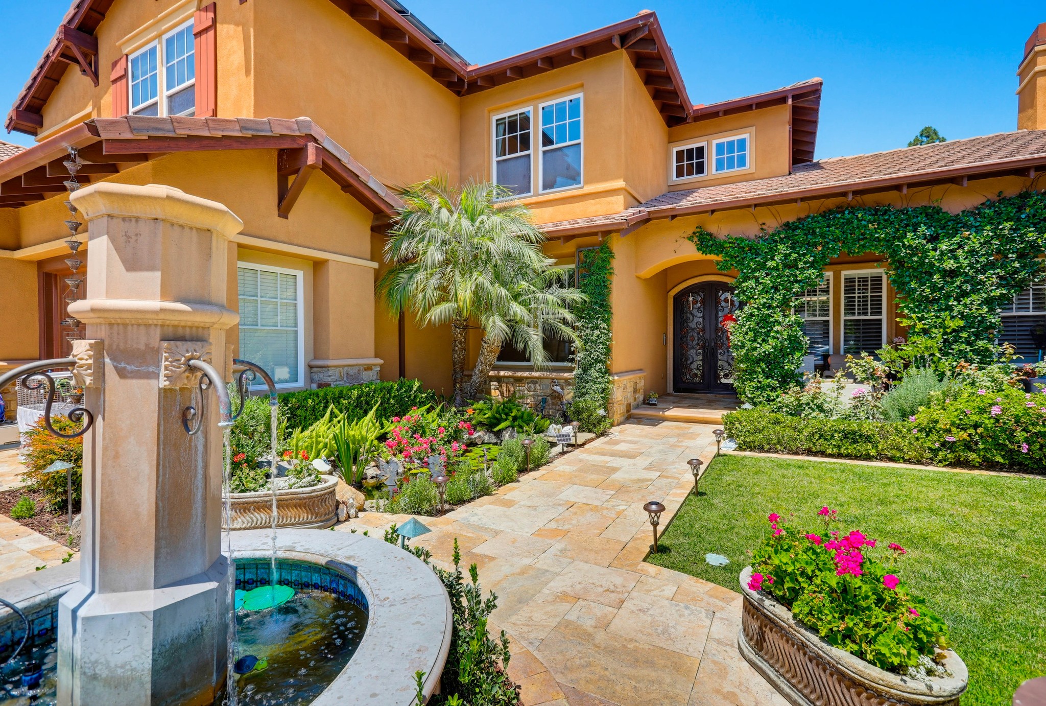 Virtual tour photo 3 of 46 for 21 Plumeria