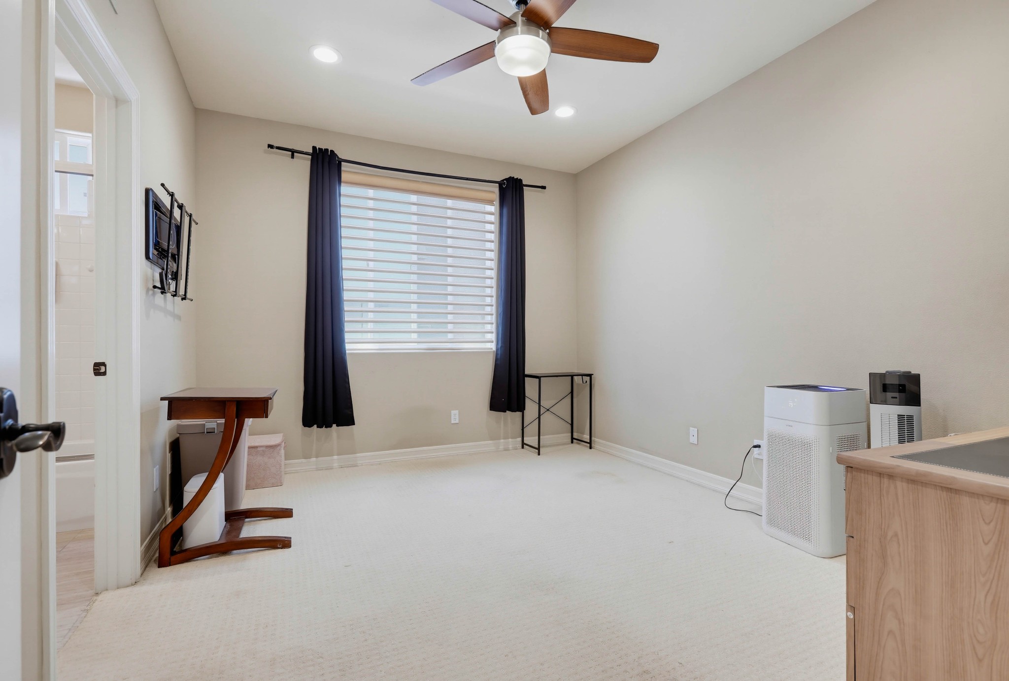 Virtual tour photo 21 of 46 for 21 Plumeria
