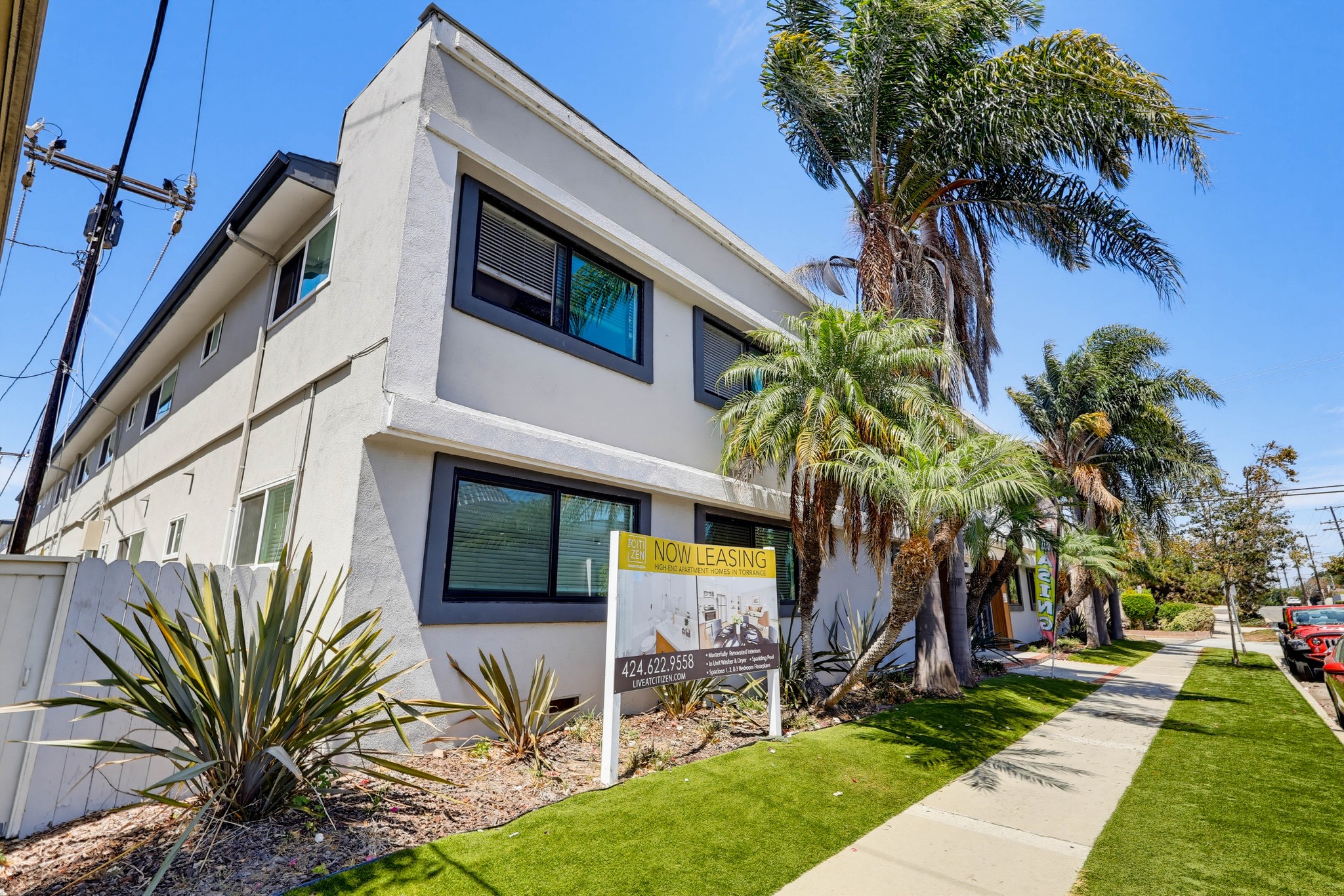 Virtual tour photo 3 of 60 for 21007 Victor St