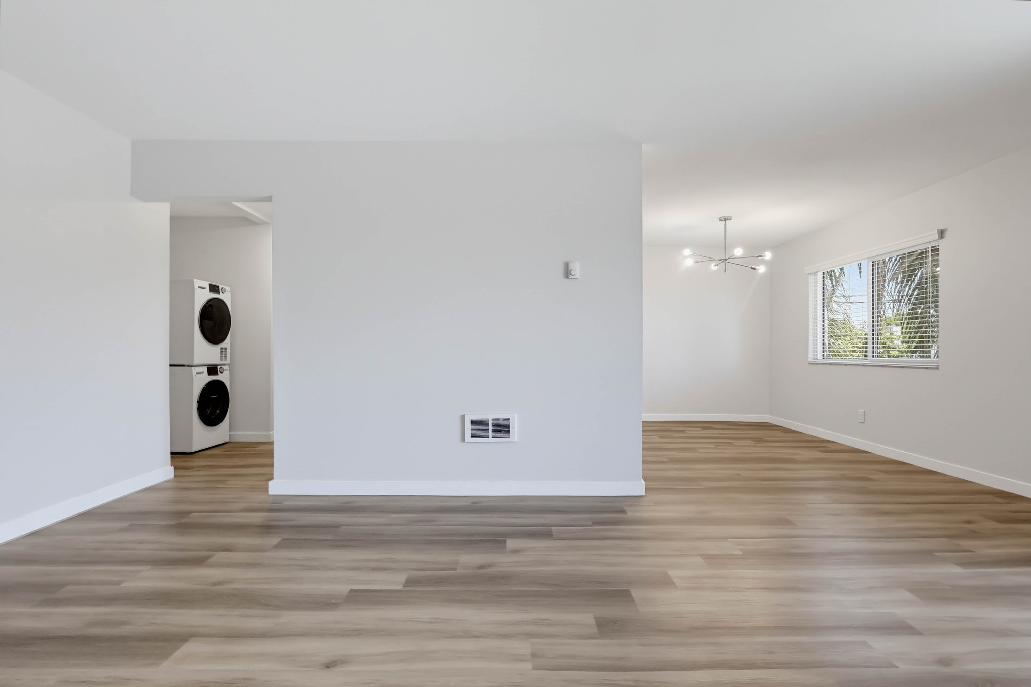 Virtual tour photo 17 of 60 for 21007 Victor St