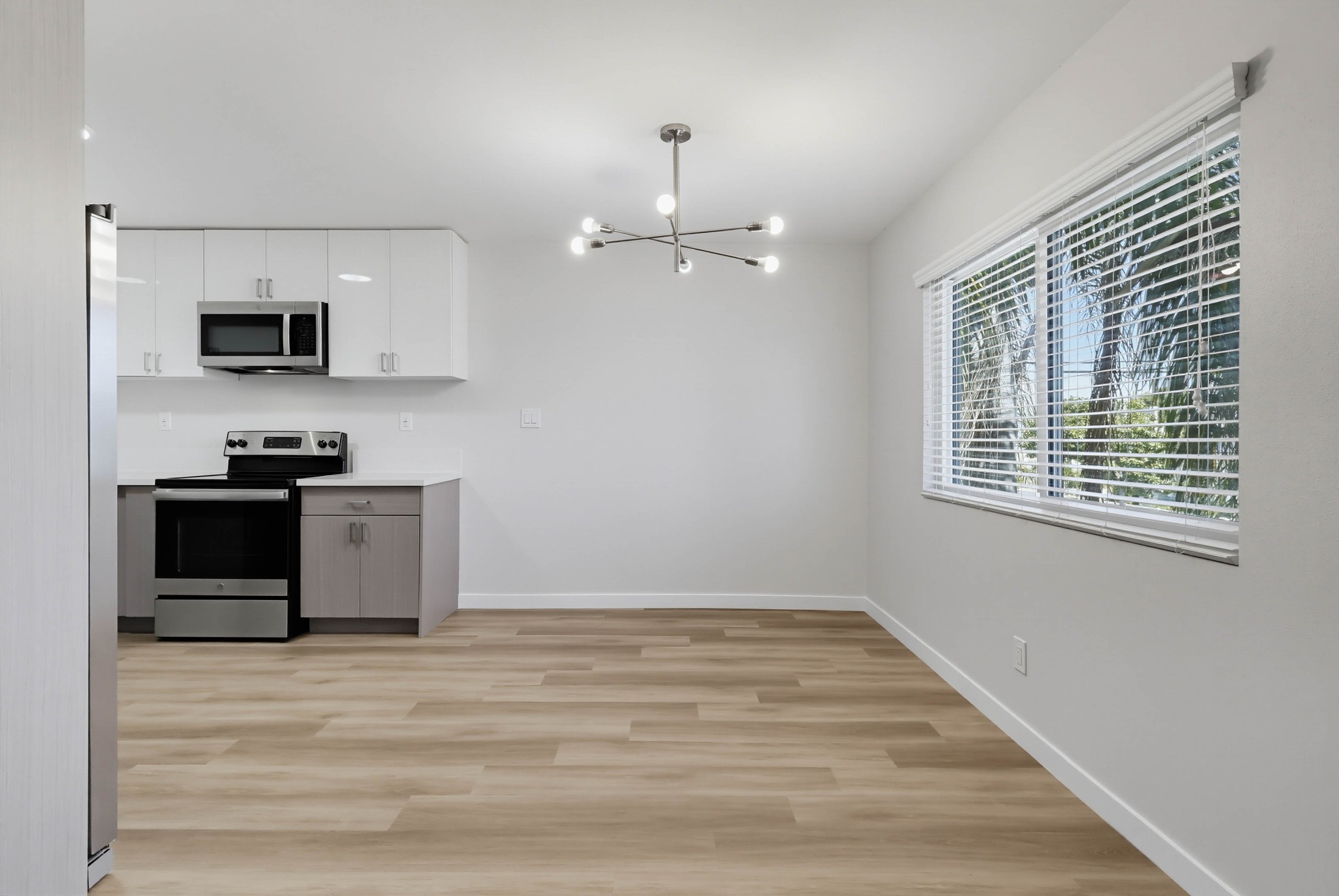 Virtual tour photo 21 of 60 for 21007 Victor St