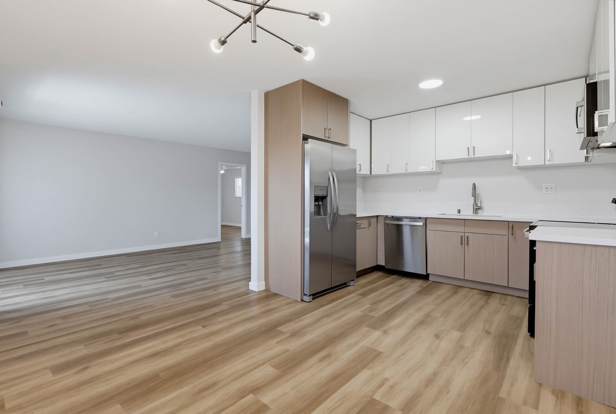 Virtual tour photo 26 of 60 for 21007 Victor St