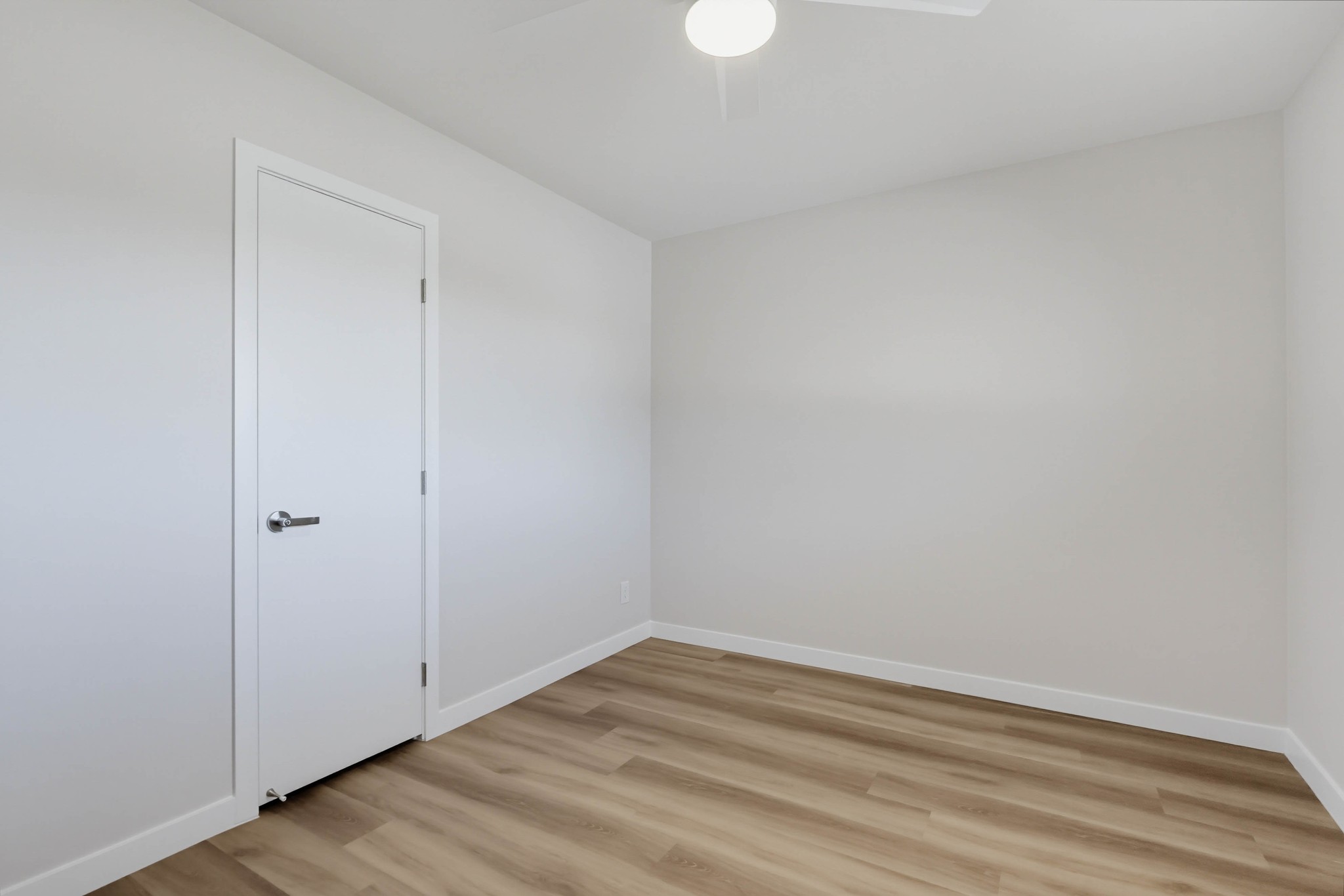 Virtual tour photo 39 of 60 for 21007 Victor St