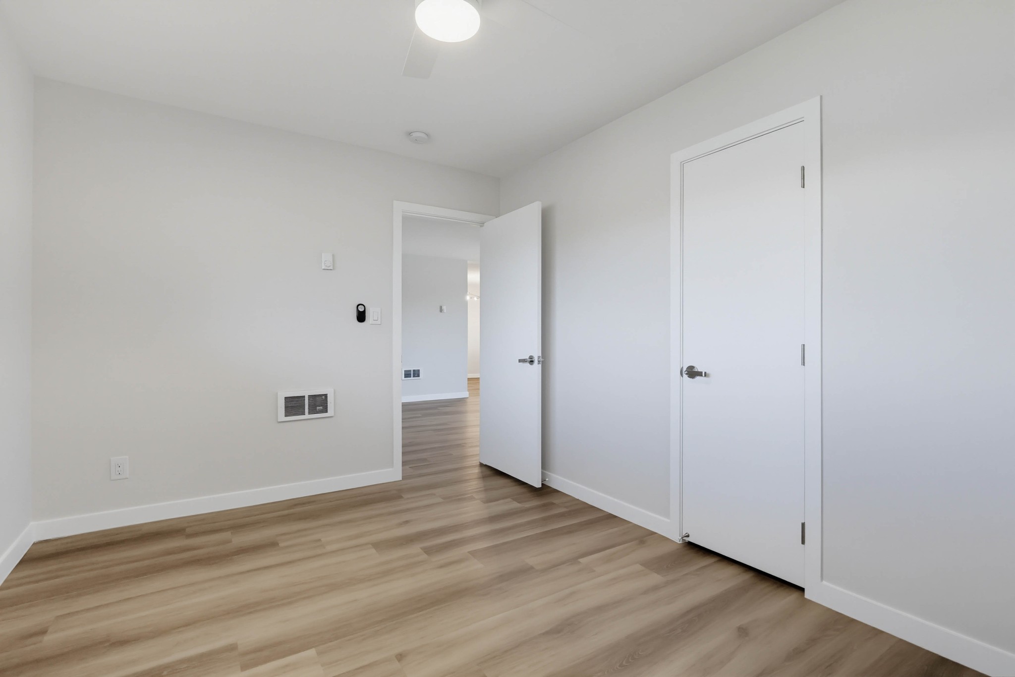 Virtual tour photo 40 of 60 for 21007 Victor St