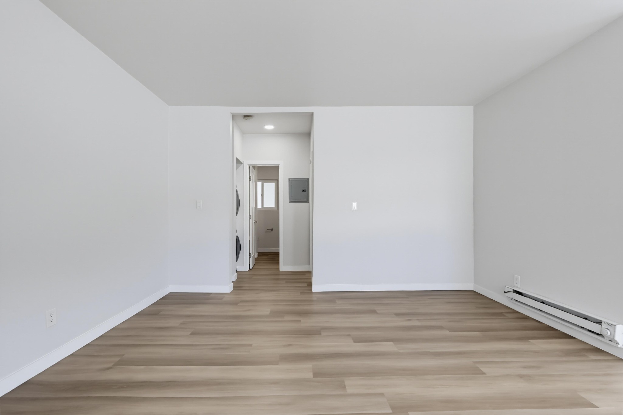 Virtual tour photo 11 of 40 for 21023 Amie Ave