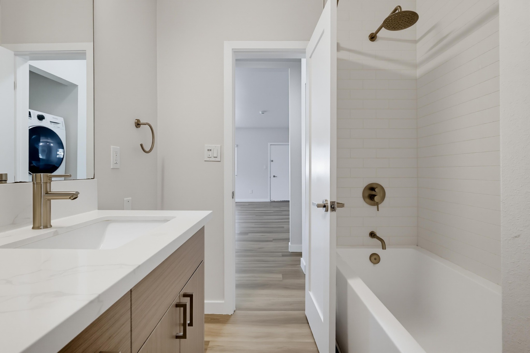 Virtual tour photo 27 of 40 for 21023 Amie Ave