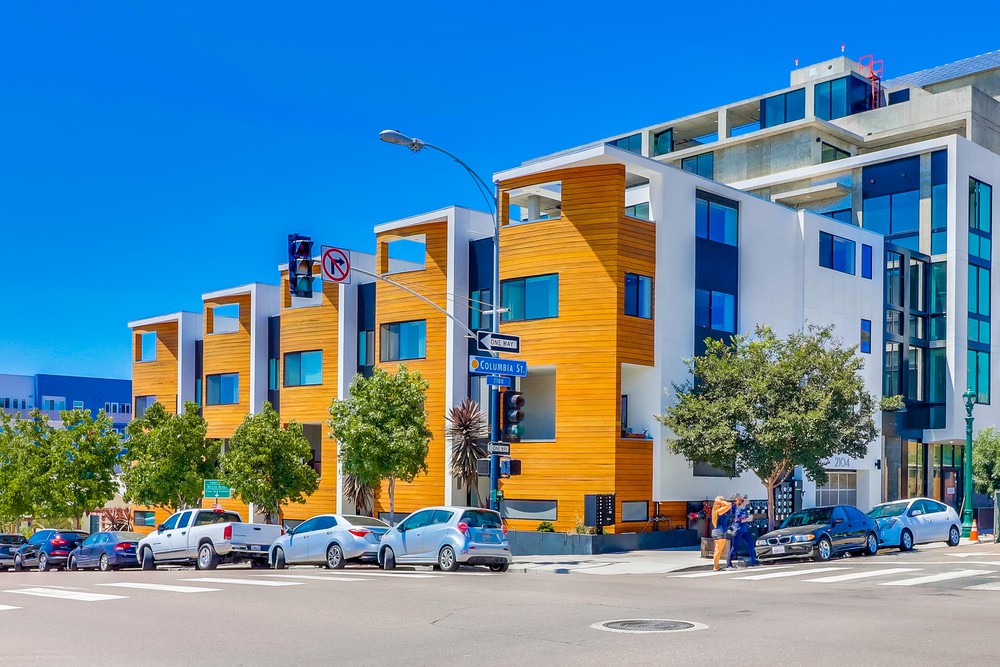 Virtual tour photo 1 of 41 for 2104 Columbia St #10