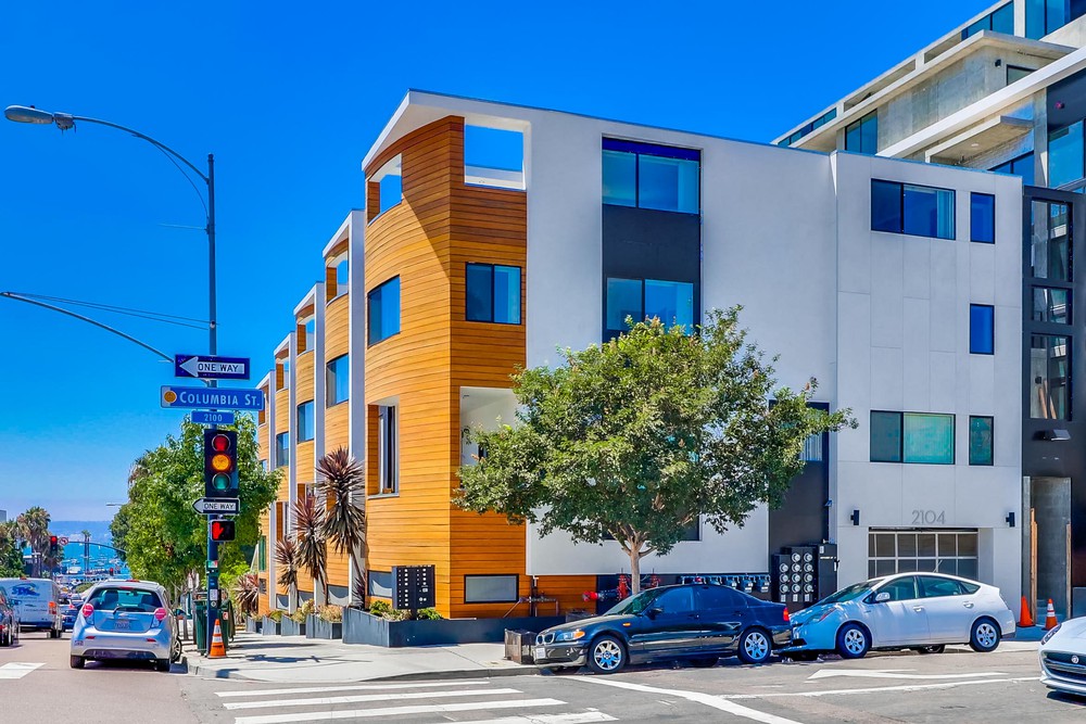 Virtual tour photo 3 of 41 for 2104 Columbia St #10