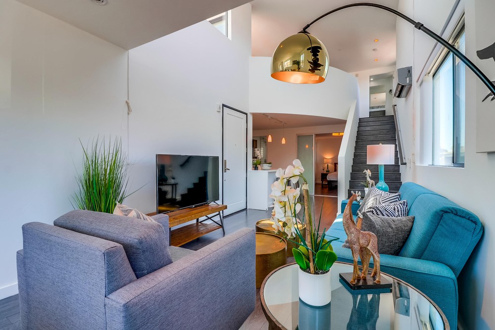 Virtual tour photo 9 of 41 for 2104 Columbia St #10