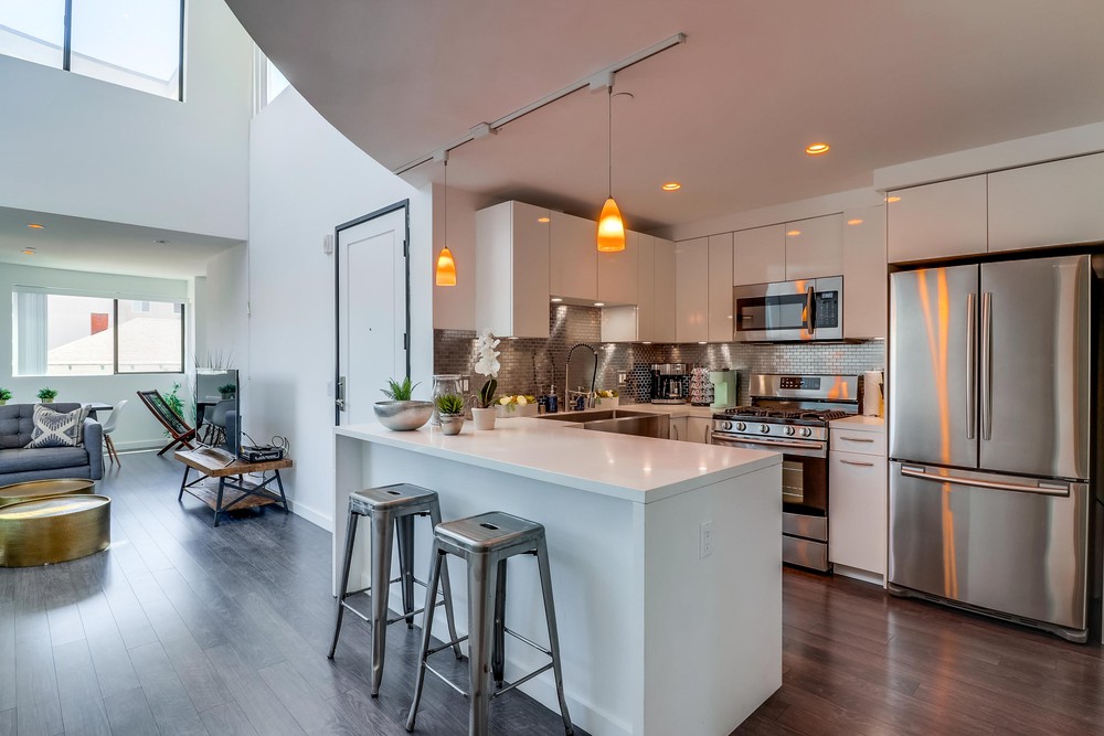 Virtual tour photo 17 of 41 for 2104 Columbia St #10