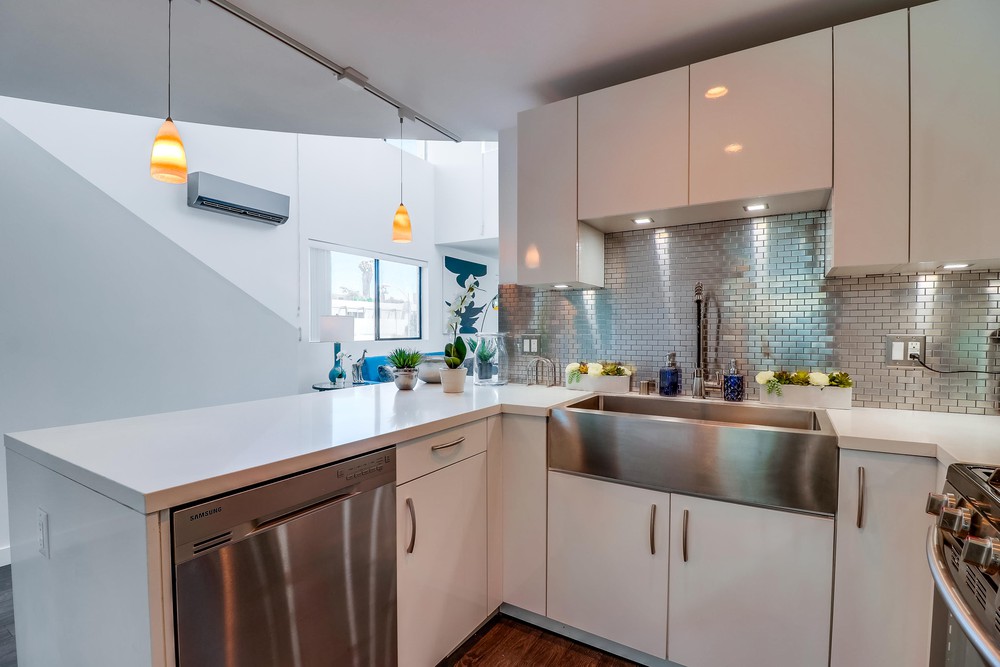 Virtual tour photo 23 of 41 for 2104 Columbia St #10