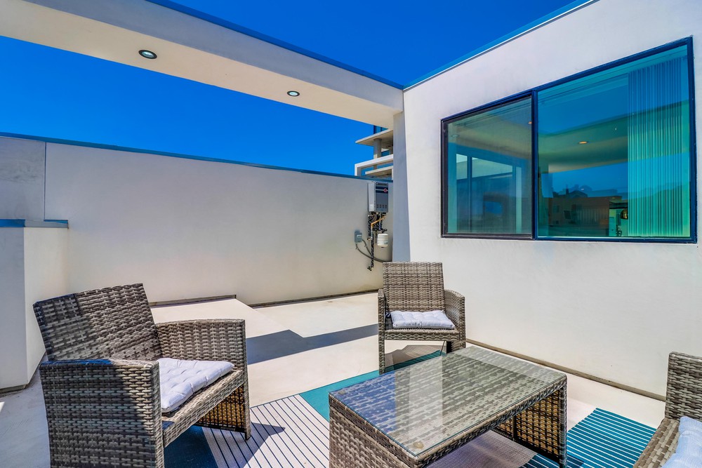 Virtual tour photo 40 of 41 for 2104 Columbia St #10