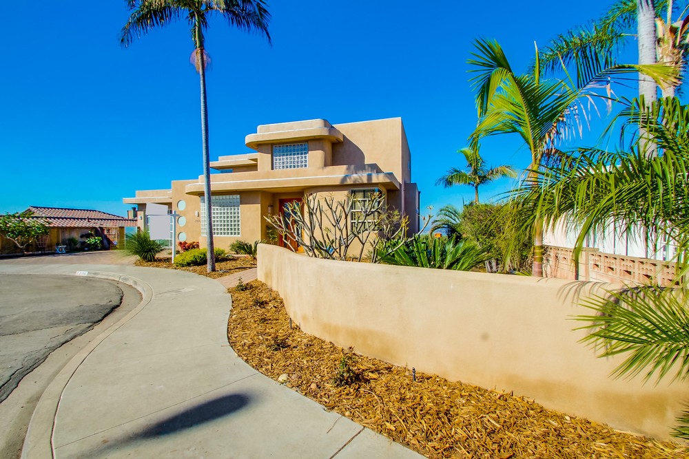 Virtual tour photo 1 of 92 for 2106 Hartford St